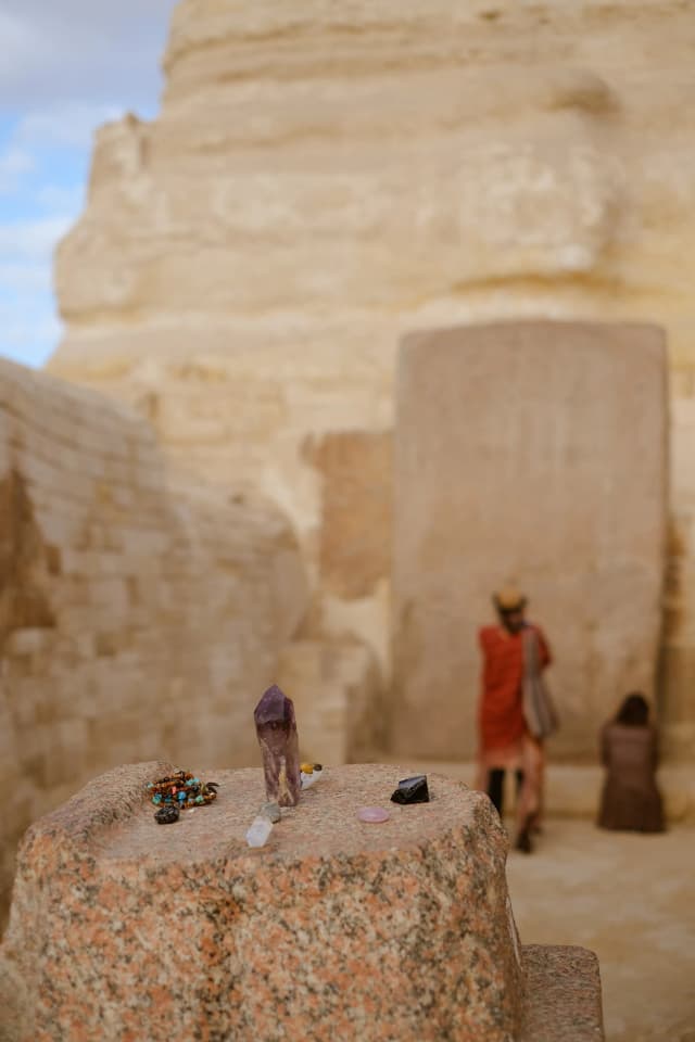 Illustration for: Is there energy work practices?